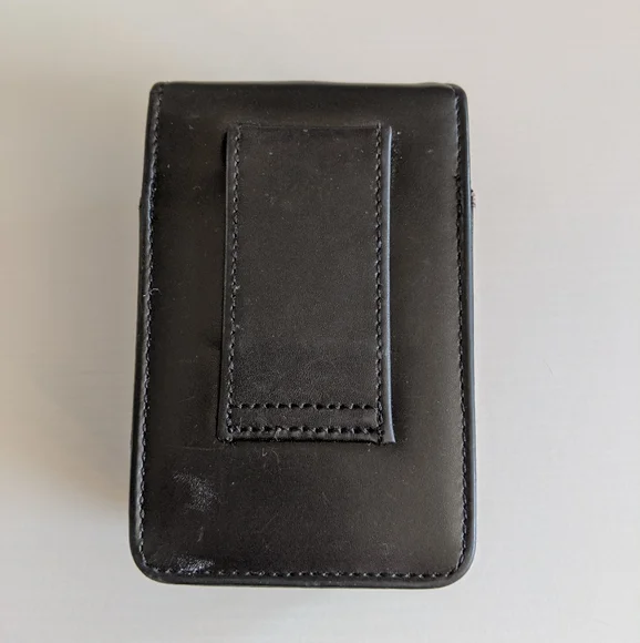 Canon PowerShot SD750 Digital ELPH 7.1MP Digital Camera Silver with Case - Works - Picture 9 of 10